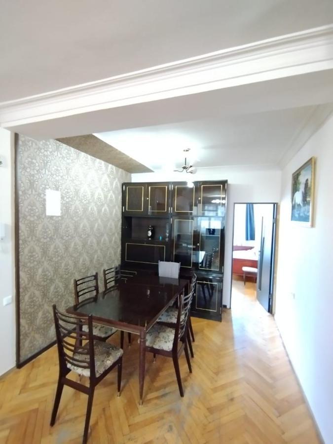 Large Apt Near Republic Square Yerevan Exterior photo